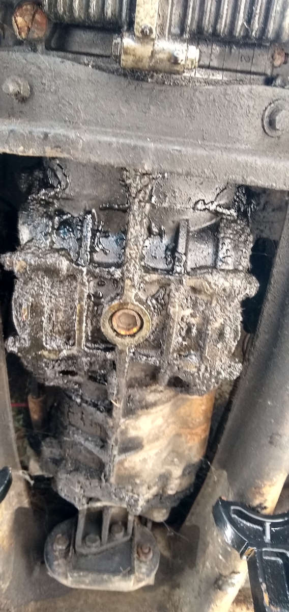 Żuczek - The transaxle is just filthy