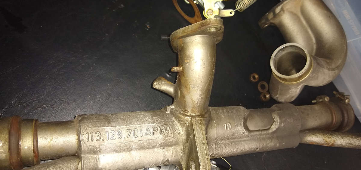 AE Engine - Manifold