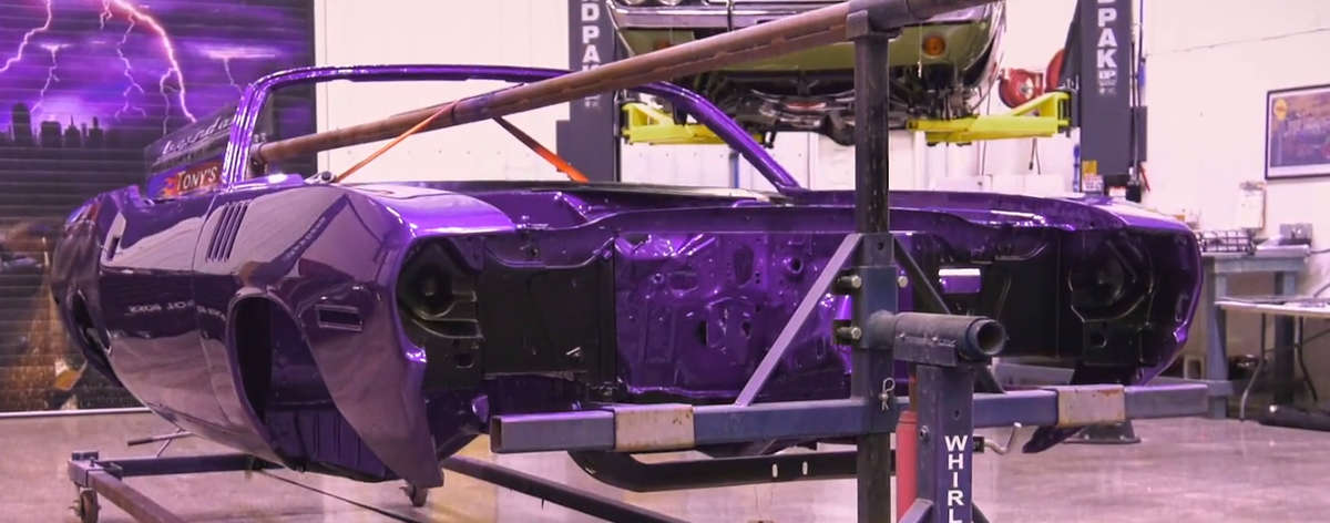 1971 Plymouth 'Cuda Convertible In Violet color