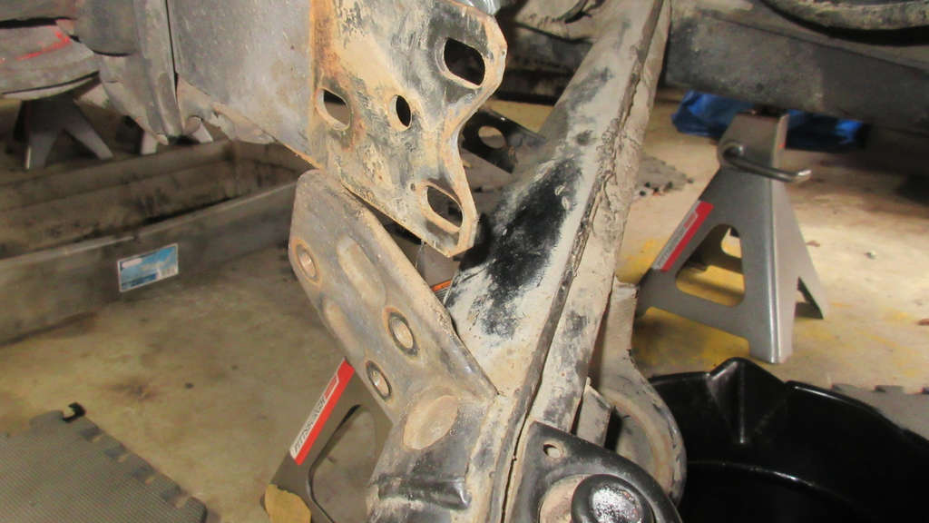 1979 VW Beetle - Trailing Arm Separated from Spring Plate