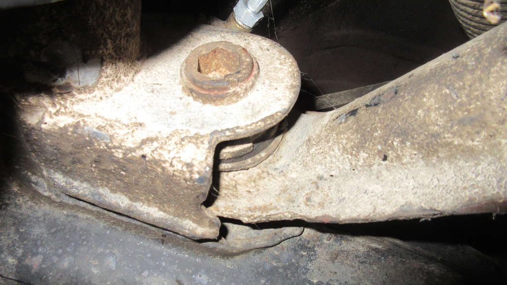 1979 VW Beetle - Pivot Joint