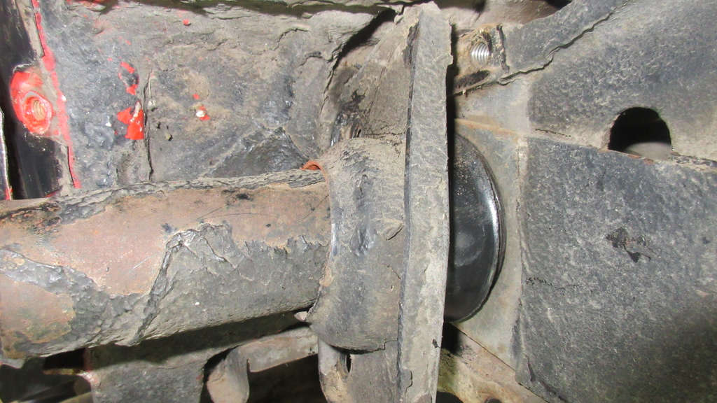 1979 VW Beetle - Torsion Bar End Cap Removal