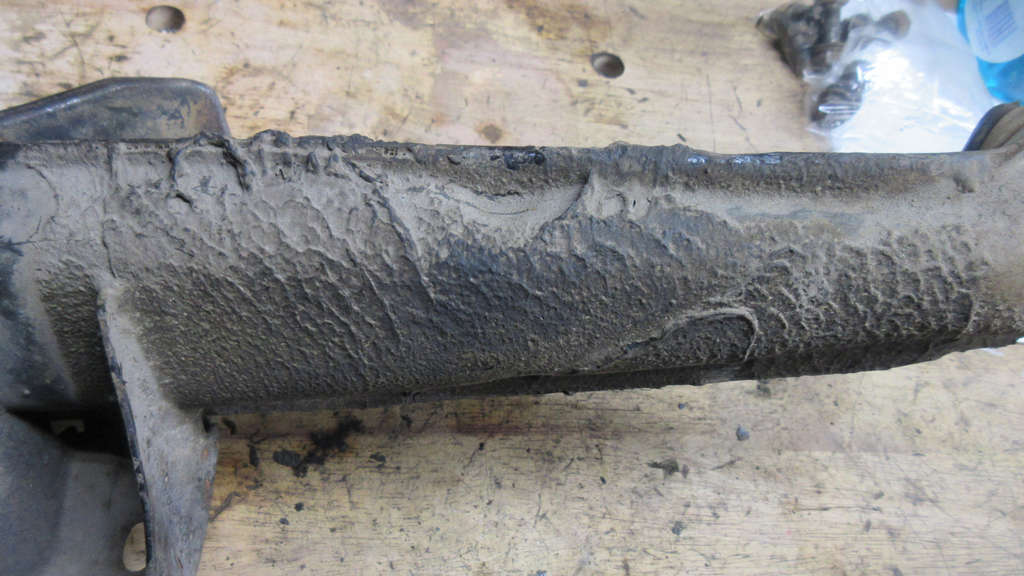 1979 VW Beetle - Driver Side - Trailing Arm Removed