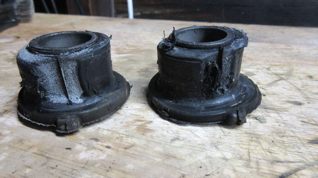1979 VW Beetle - Driver Side Rear IRIS Pivot Bushings
