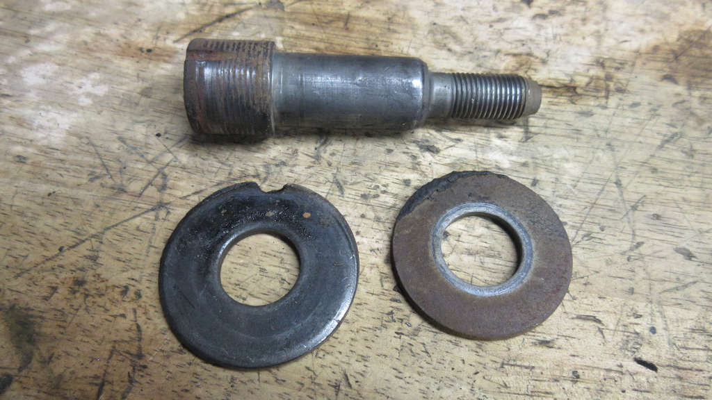 1979 VW Beetle - Driver Side Rear IRIS Pivot Bolt and Washers