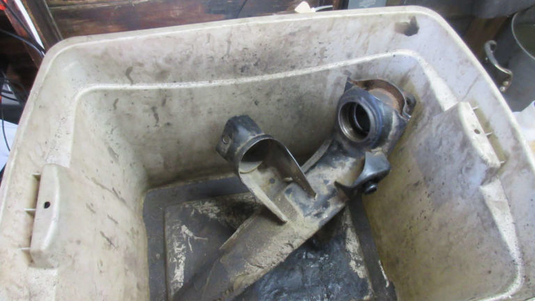1979 VW Beetle - Driver Trailing Arm - Rust Removal