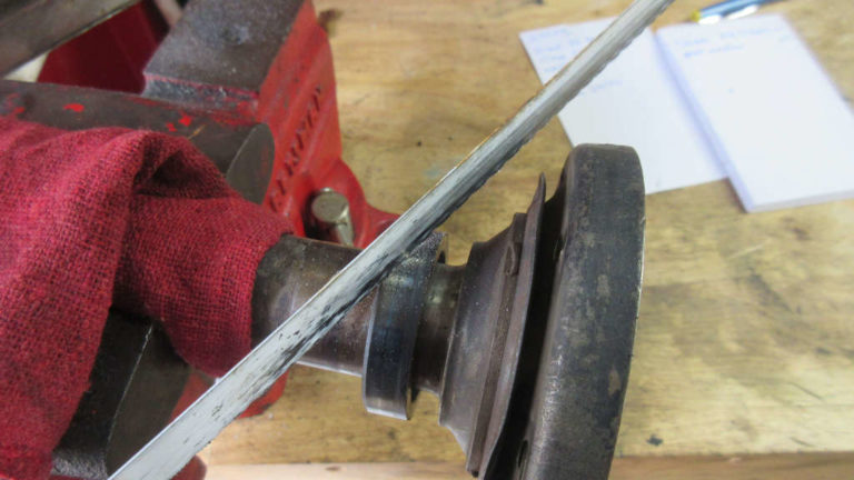 1979 VW Beetle - Sawing the spacer off