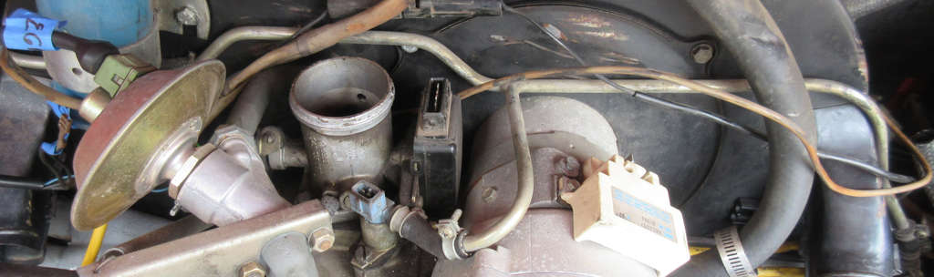 1979 VW FI Engine - Fuel Rail