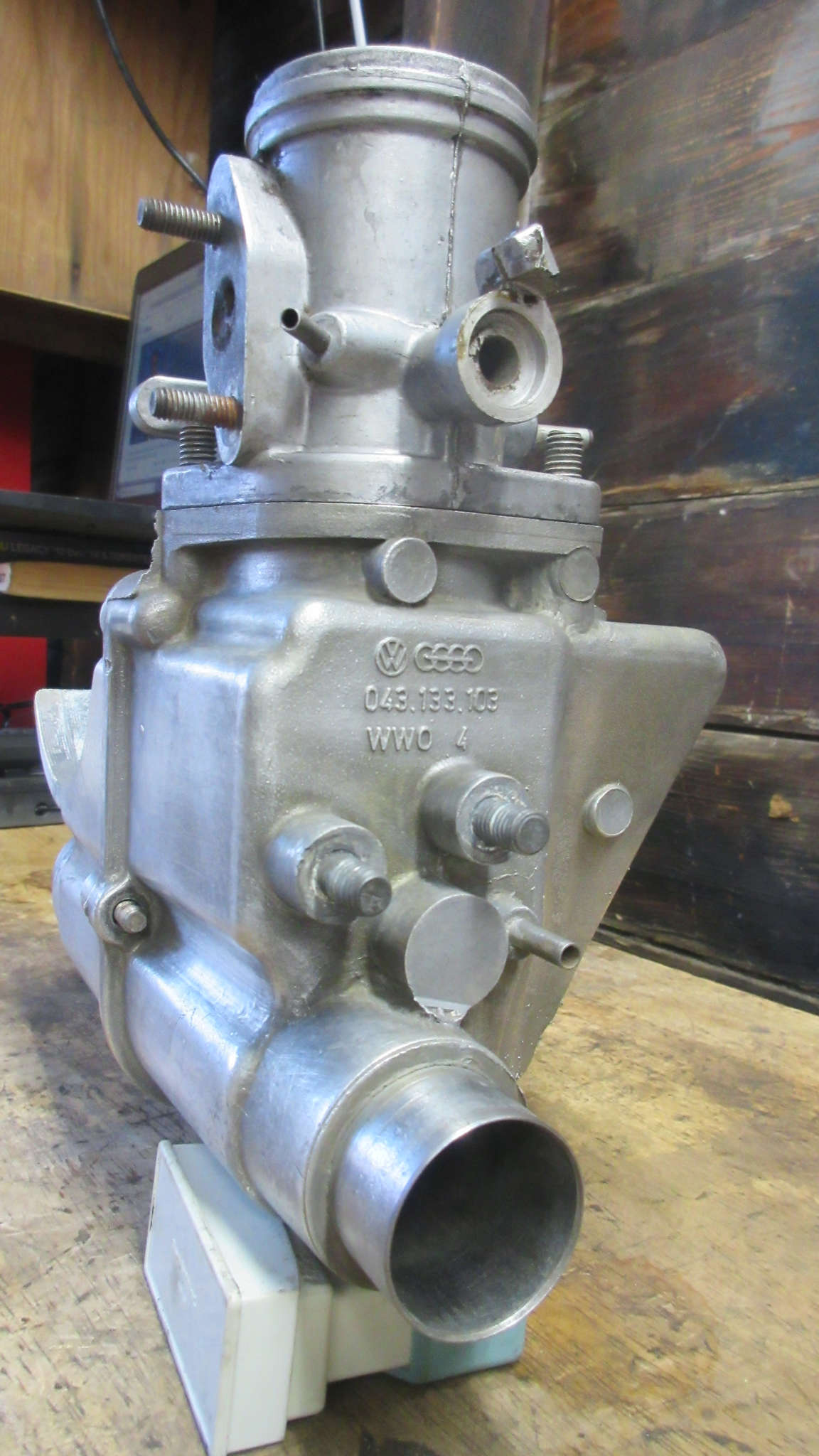 1979 VW Beetle - FI AJ Code Engine - Throttle Body