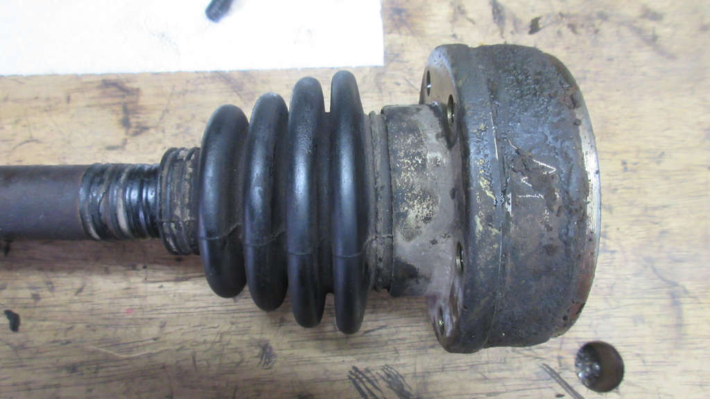 1979 Beetle - Passenger - TWheel Side CVJ
