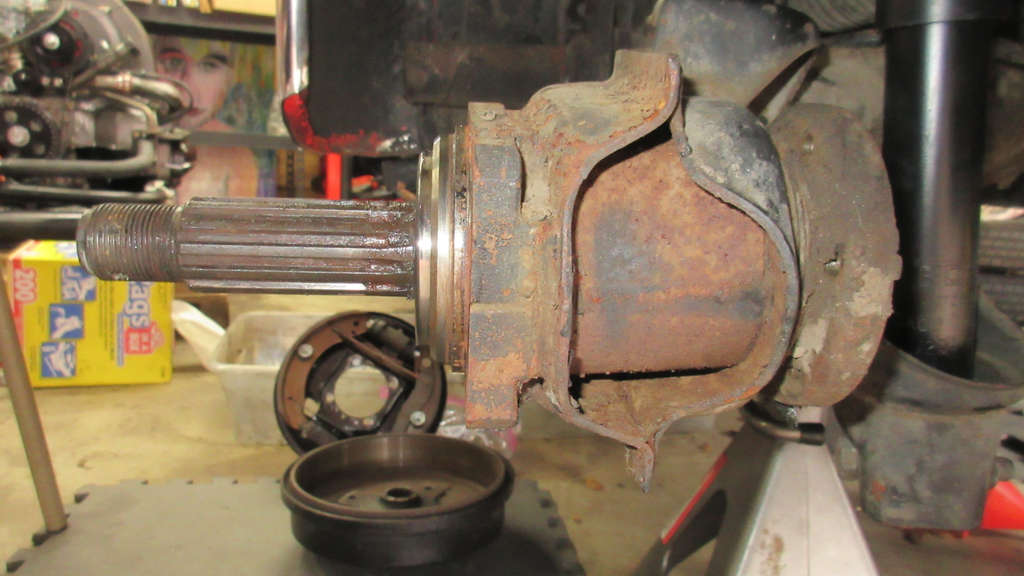 1979 VW Beetle - Bearing Hub and Stub Axle