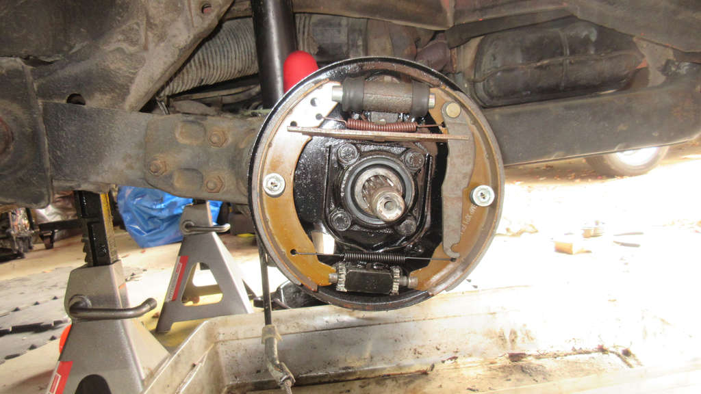 1979 VW Beetle - Drive Side Rear Drum Assembly