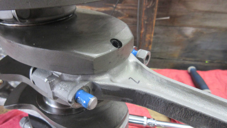 2020 Engine Build - Rod install