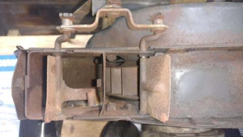 AH Engine - Fan shroud thermostat flaps