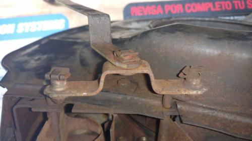 AH Engine - Fan shroud thermostat flaps