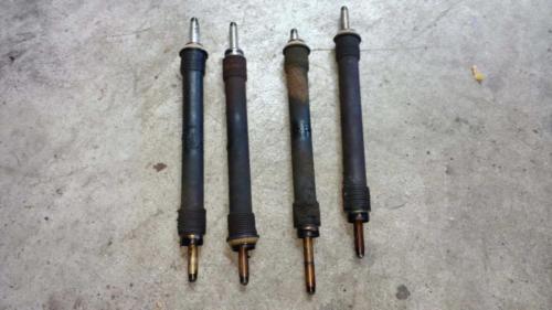 AH Engine - Filthy push rod tubes
