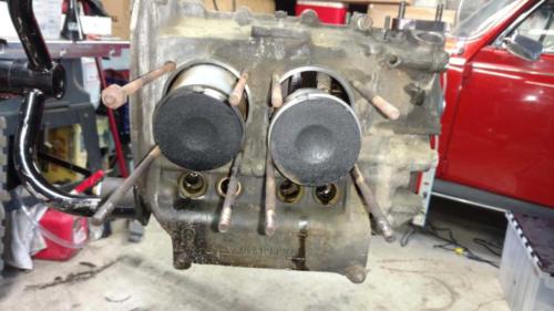AH Engine - Pistsons 3/4 with major carbon