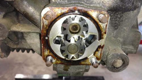 AH Engine - Oil pump