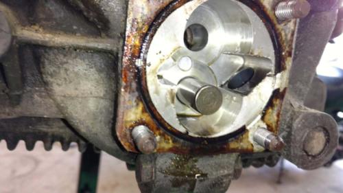 AH Engine - Oil pump