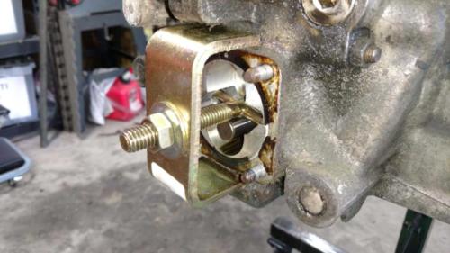 AH Engine - Removing oil pump