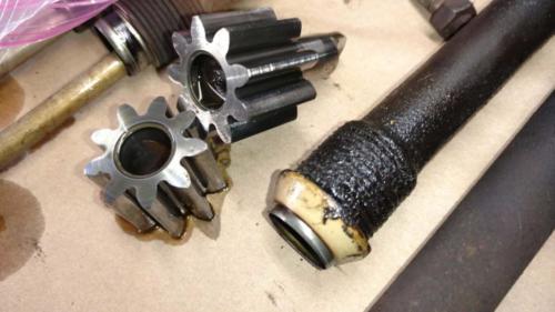 AH Engine - Oil Pump gears