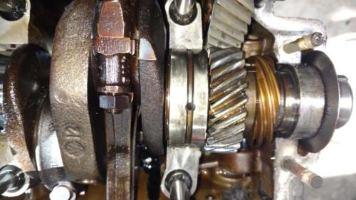 AH Engine - Case internals