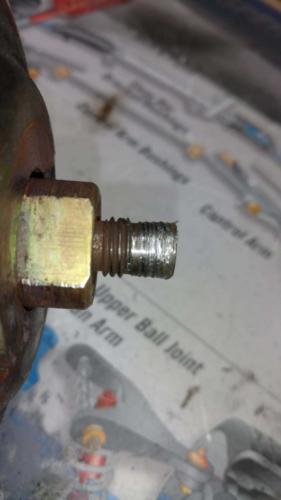 AH Engine - Alternator damaged bolt