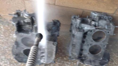 AH Engine - Detail block cleaning at the carwash